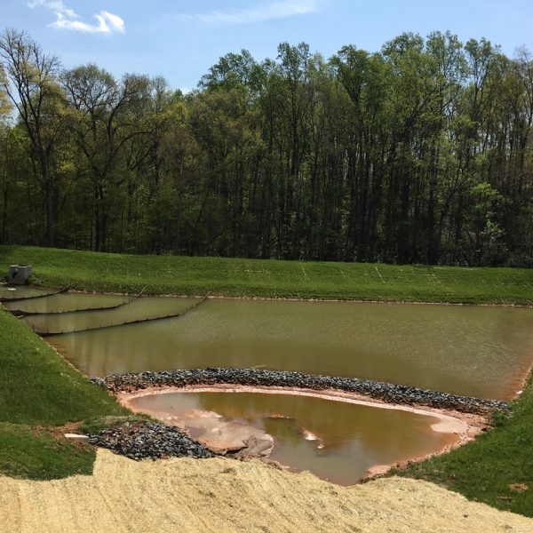 A well designed basin with a skimmer